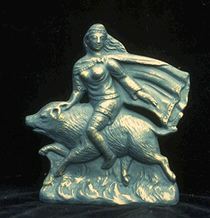 Фрейя, богиня любви и плодородия, самая прекрасная и милостивая из богинь. Рисунок с сайта www.pantheon.org
